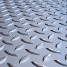 Лист нержавеющий рифленый г/к чечевица 03Х18Н11 4 мм ГОСТ 8568-77